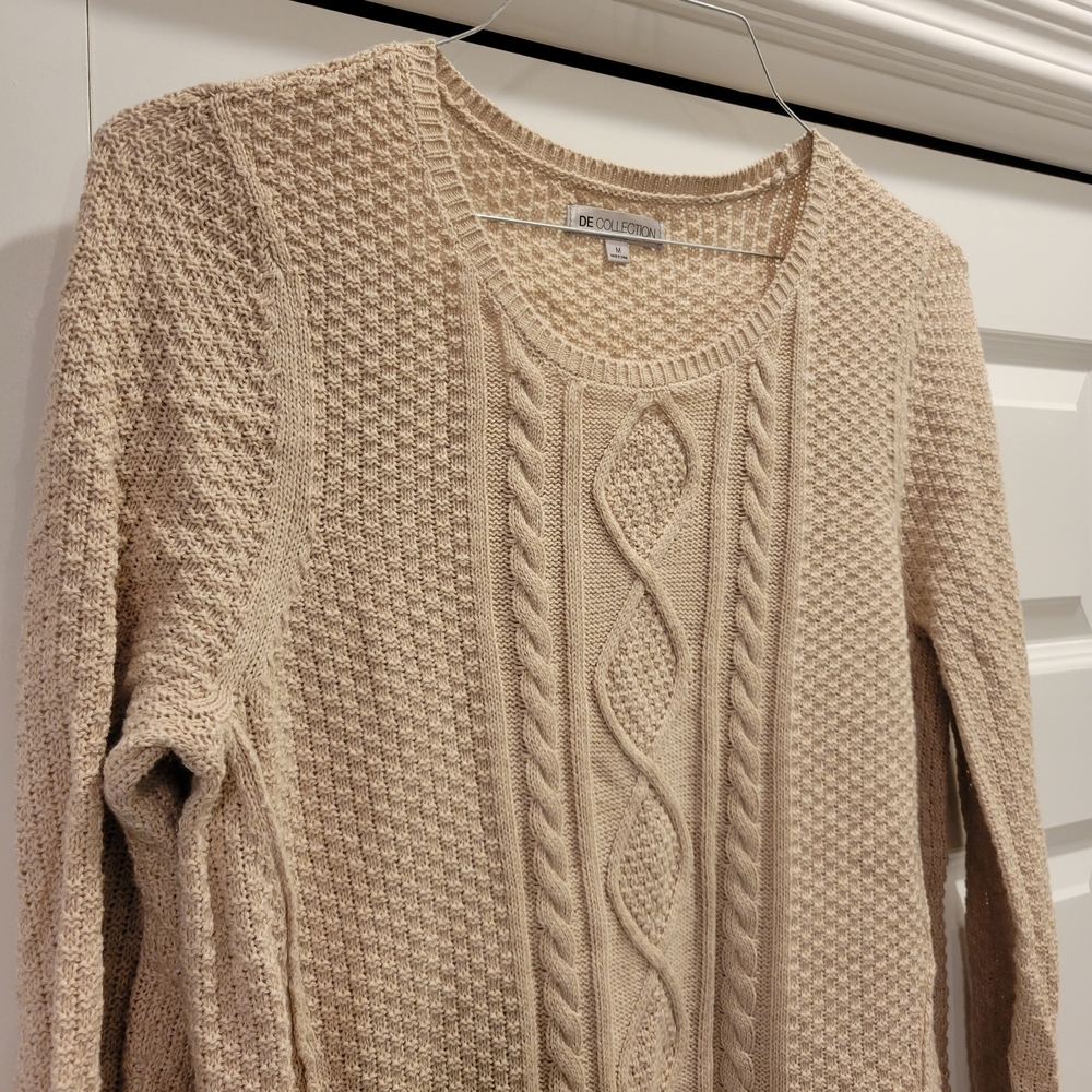 DE Collection Beige Textured Knit Sweater